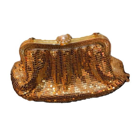 Vintage Timeless Whiting & Davis Vintage Gold Pouch Purse - Picture 9 of 11